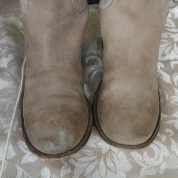 FRYE TALL BOOTS - Picture 15 of 15